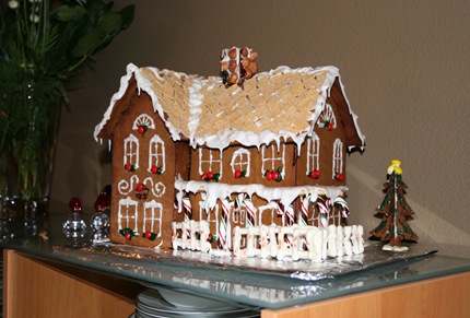 3-Gingerbread bouse 2003