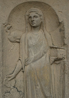 Juno Detail - Jupiter Column - Ladenburg