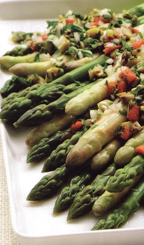 [White & green asparagus salad[4].jpg]