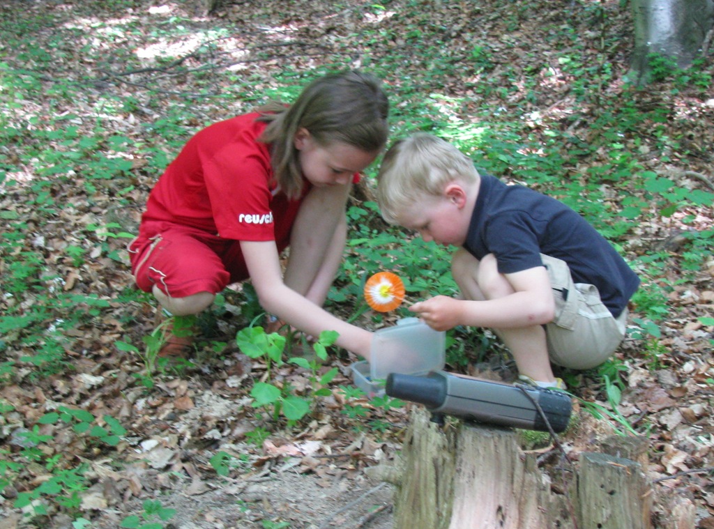 [2009 05 10_125125_cr[3].jpg]