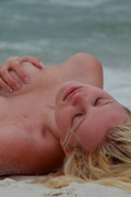 David-Nudes - Tatyana enjoying the splash
