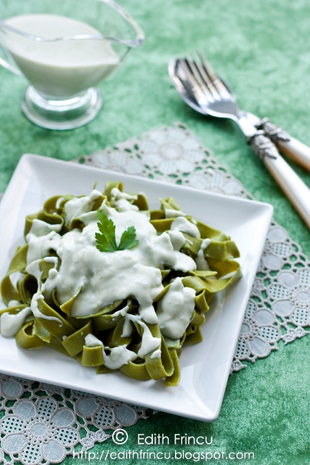 paste cu sos gorgonzola