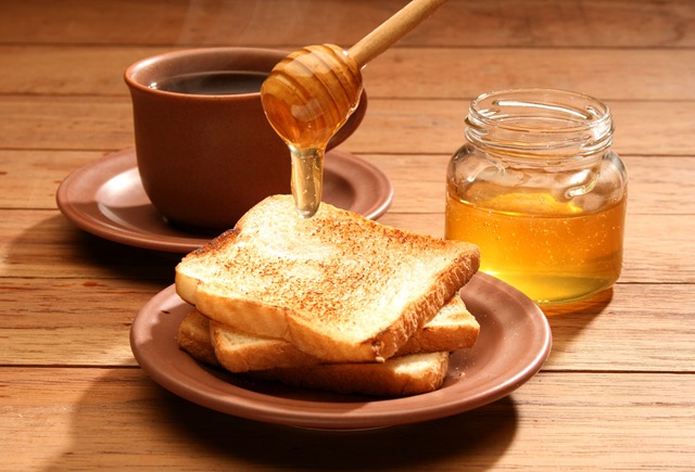 [healthy-breakfast-honey1[7].jpg]