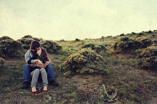 [embrace[6].jpg]