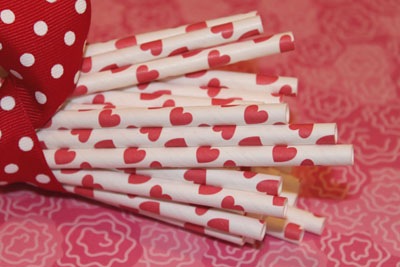 [Paper Straws Hearts Close 2[4].jpg]