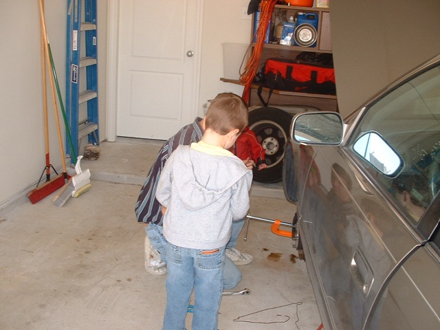 [20100206_WorkingOnBrakes04[3].jpg]