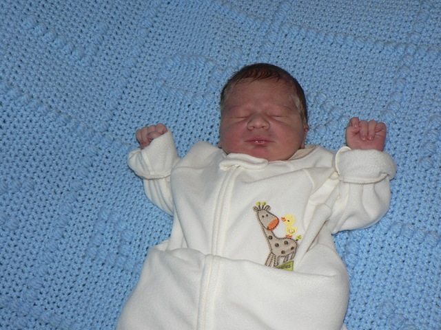 [20100221_BrianNewborn2.jpg]