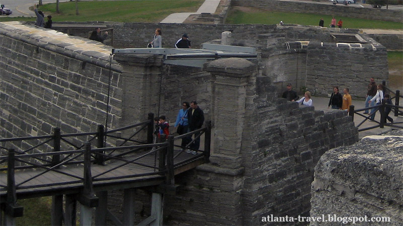 Форт Castillo de San Marcos в Сент-Огустине, Флорида Форт Castillo de San Marcos в Сент-Огустине, Флорида