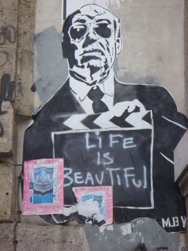 Life is beautiful - rue Mazarine
