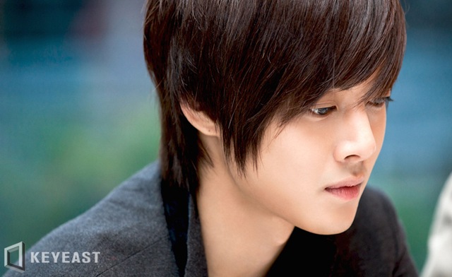 [KimHyunJoong323[5].jpg]