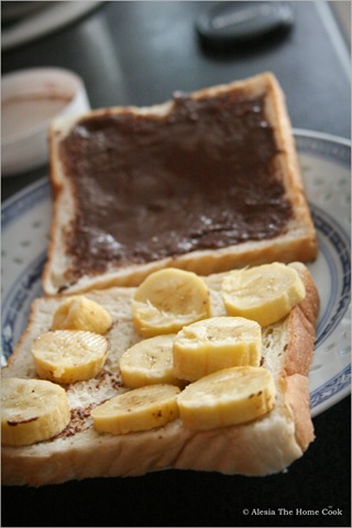[Banana&Choco Toasties7[4].jpg]