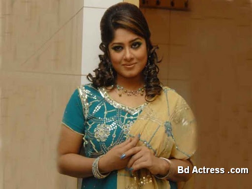 Bangladeshi Actress Mousumi Photo-01