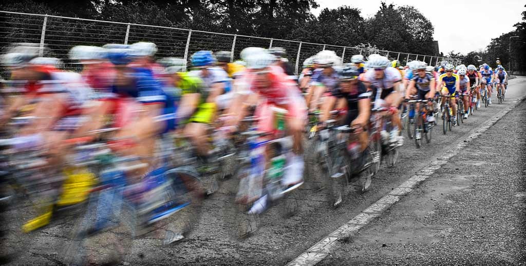 [Lincoln-Cycle-Race-2011[4].jpg]