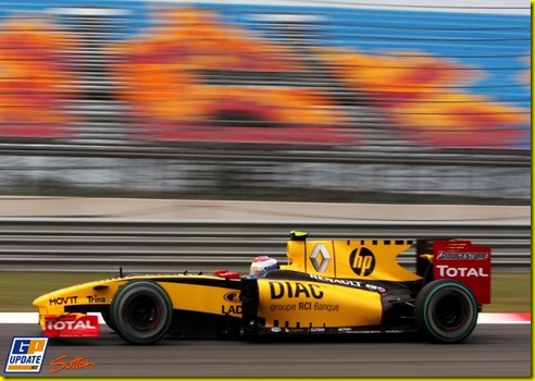 Vitaly Petrov (RUS) Renault R30.
Formula One World Championship, Rd 7, Turkish Grand Prix, Qualifying Day, Istanbul Park, Turkey, Saturday 29 May 2010.