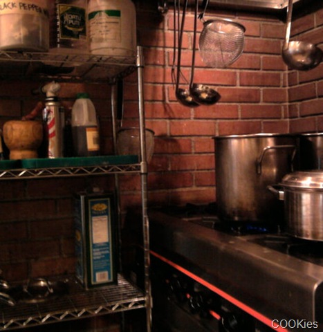 [kitchen[9].jpg]