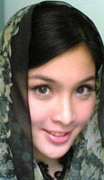 sandra-dewi%2010