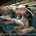 ...à l'aide de ces machines.