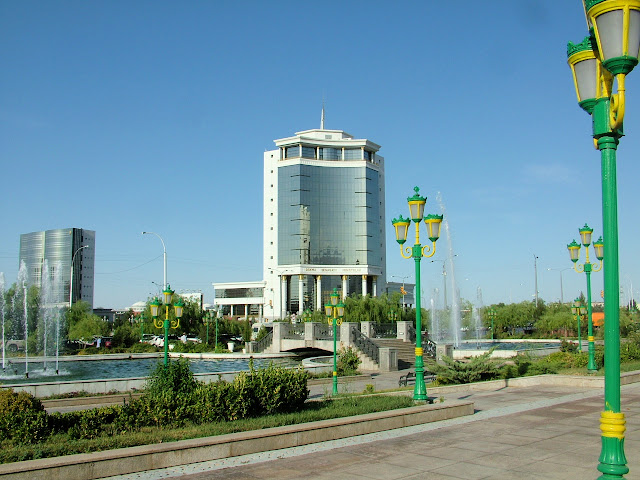 Туркменистан, июнь 2010. ТРАФФИК