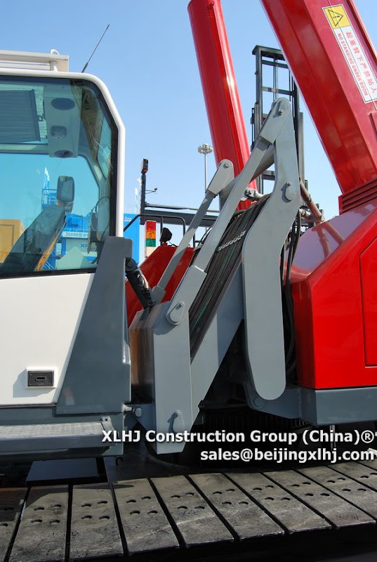 FUWA_FWT-55_crawler_crane_3.jpg