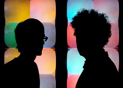 [simian-mobile-disco-live[20].jpg]