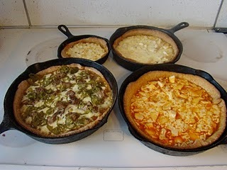 [deep dish pizza - all natural mama[5].jpg]