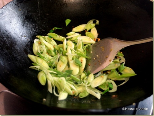 stir-frying leeks