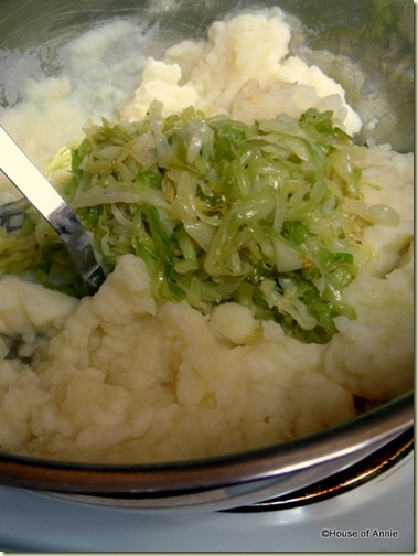 Mashed Potatoes and Cabbage for Colcannon
