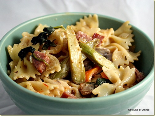 Farfalle with Asparagus, Spinach, Mushrooms and Sausage
