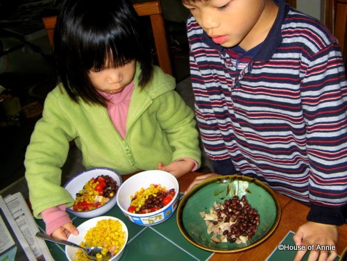 [Daniel and Esther assembling Turkey Tortilla Soup[2].jpg]