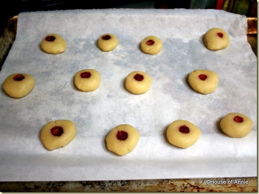 Chinese Almond Cookies ready to bake