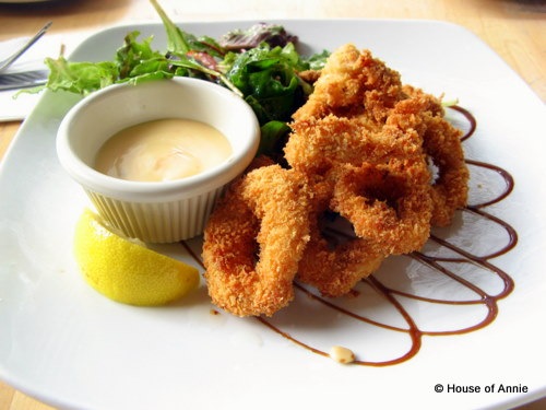 [riders cafe deep fried calamari[2].jpg]