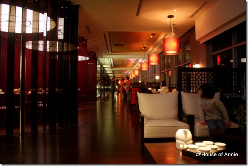 Chinese Restaurant interior at Novotel Taipei Taoyuan