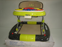 1 Baby Walker BABYDOES CH1077
