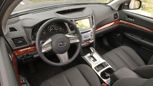 Subaru Outback 2011