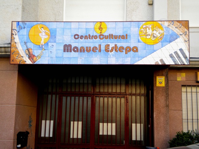 [Mural cerámico Centro Cultural Manuel Estepa[6].jpg]