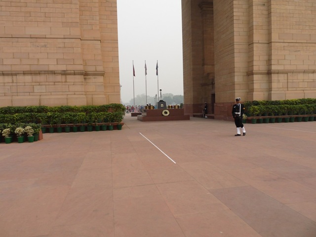 [2008.12_india_0390[3].jpg]