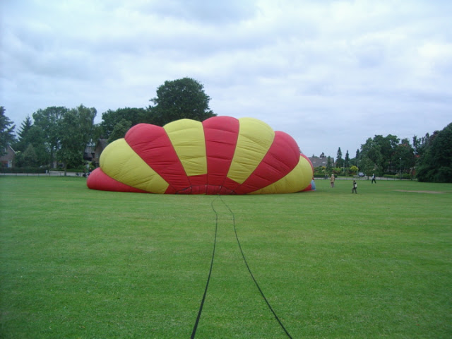 Ballontocht van Ommen naar Holten met ballonpiloot Jan Haven
