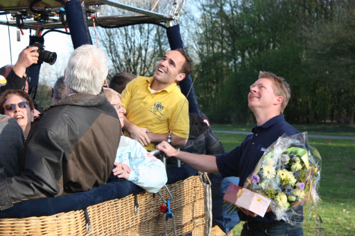 Ballonvaren vanuit Almelo naar Albergen met de PH-BIA en de PH-BBS ( Doopvaart )
