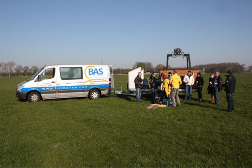 Ochtend ballonvaart vanuit Exel langs de tv zend mast in Markelo naar Holten