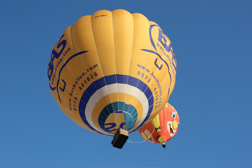 Ballonvaart vanuit het Transwijkpark in Utrecht over Lopik naar Werkendam met 8 personen.