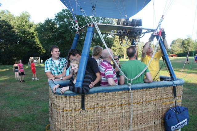 Ballonvaren van Oldenzaal over het Twentse landschap naar Beuningen.