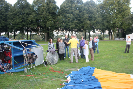 Varen met een luchtballon van Den Bosch naar Boxtel.