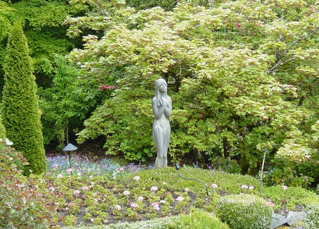 [2010-05-21 Butchart Gardens 030[5].jpg]