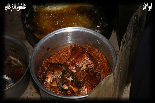 نقره لتكبير أو تصغير الصورة ونقرتين لعرض الصورة في صفحة مستقلة بحجمها الطبيعي