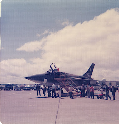F-105B.jpg