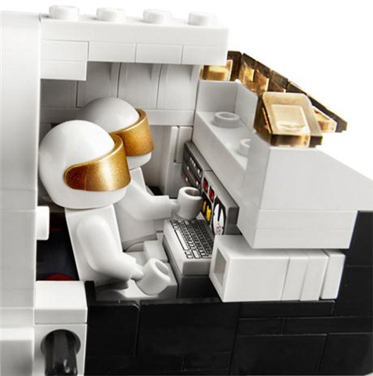  Ônibus espacial de LEGO