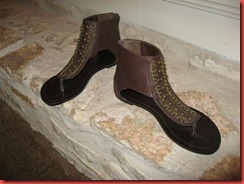 LQ's sandle LQ's sandle