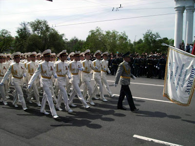Парад в честь Дня победы в Запорожье 2010 - перейти в альбом