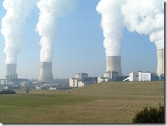 usina-nuclear-emitindo-vapor-nao-toxico usina-nuclear-emitindo-vapor-nao-toxico
