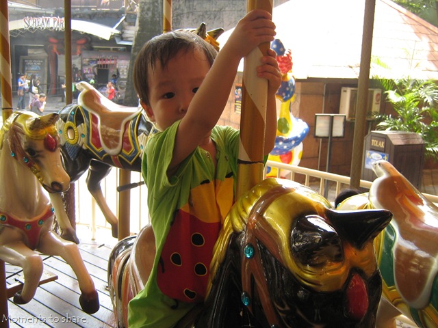 [Sunway Lagoon 001[11].jpg]